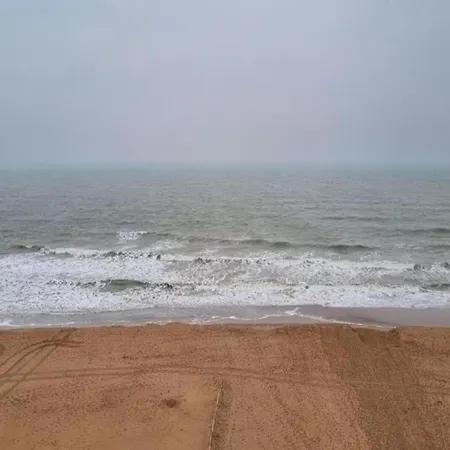 Appartement Dante 301 With Side Sea View And Location